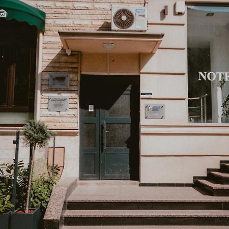 Bloom Suites Πρίστινα Εξωτερικό φωτογραφία