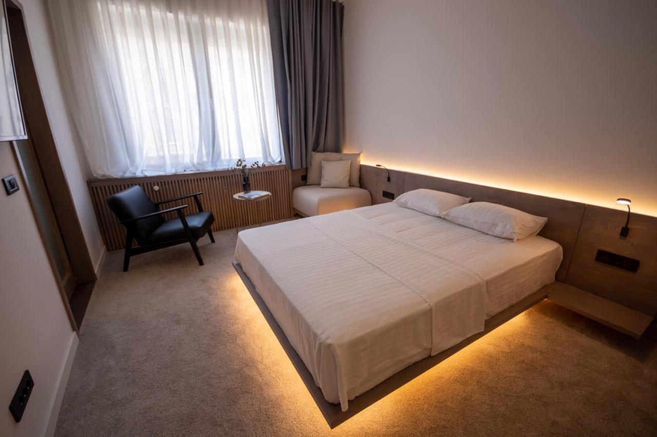 Bloom Suites Πρίστινα Εξωτερικό φωτογραφία
