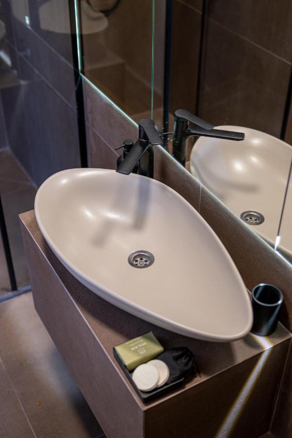 Bloom Suites Πρίστινα Εξωτερικό φωτογραφία