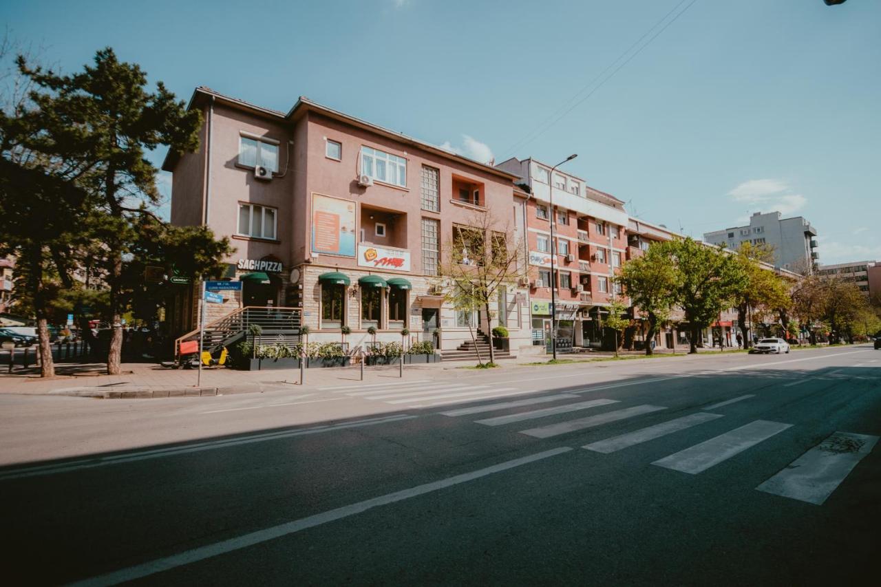 Bloom Suites Πρίστινα Εξωτερικό φωτογραφία